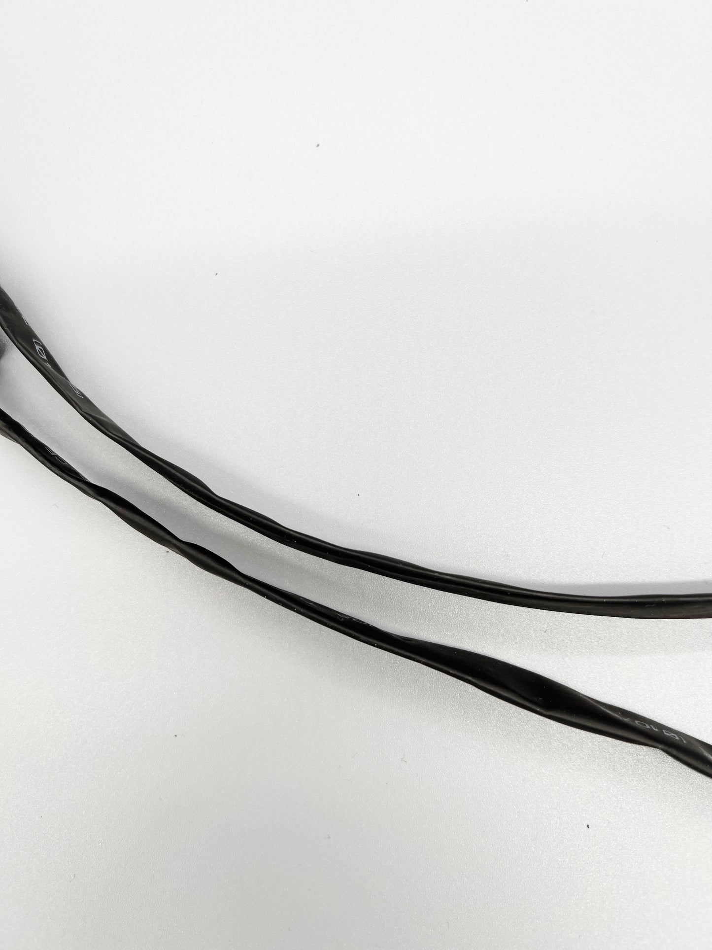 Flache Solarkabel MC4 Fensterdurchführung 6mm² Flachkabel PV Kabel für Balkonkraftwerk 2 Stück