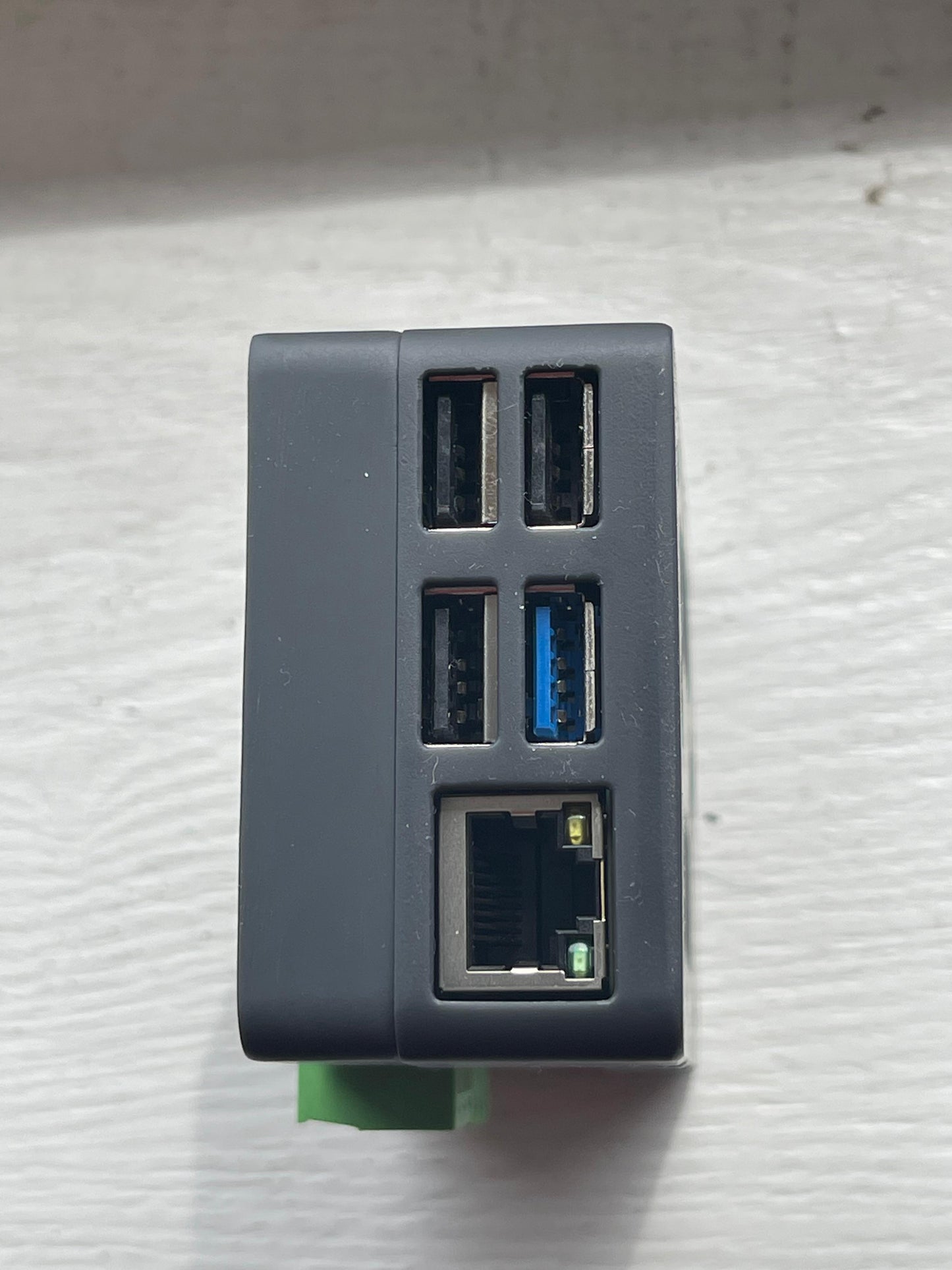 Smartqube- intelligente Energiemanagement Hub mit dynamischem Stromtarif