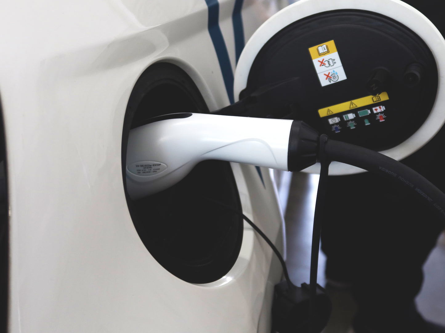 Entratek Mobiles Ladegerät Power Flex 3,7 kW mit 8 m-Kabel & Schuko